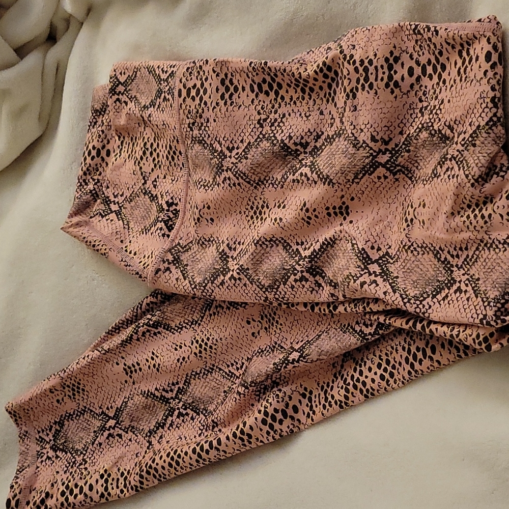 TYC leggings